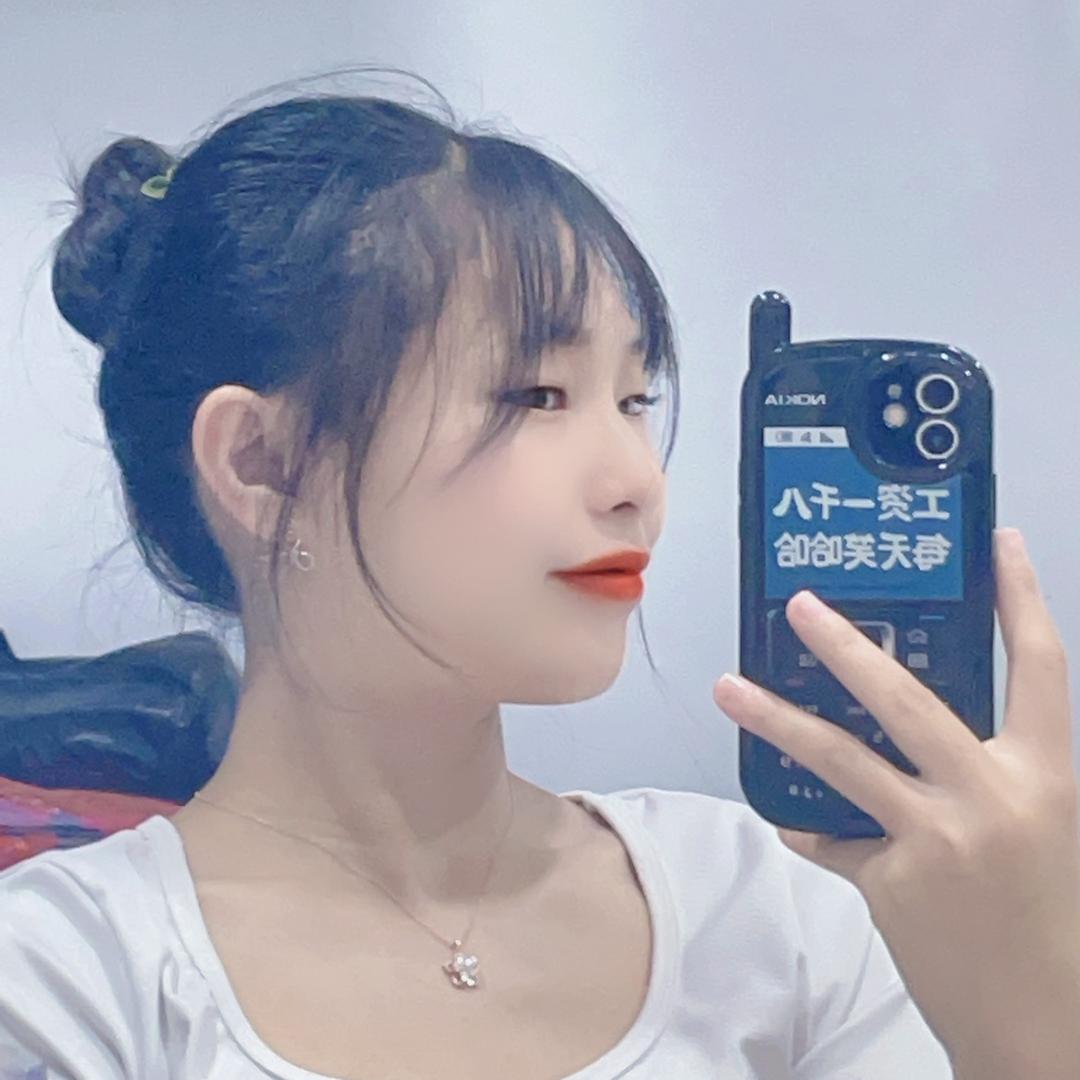 小何不吃鱼.