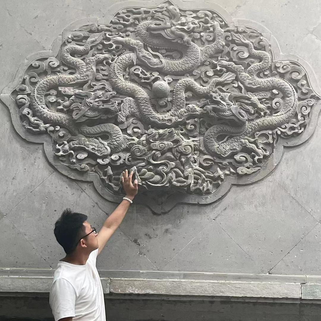 鸿飞