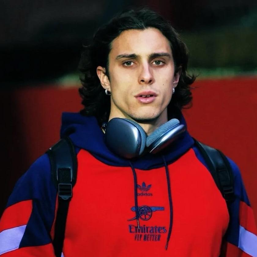 愿寄来时旧纸鸢