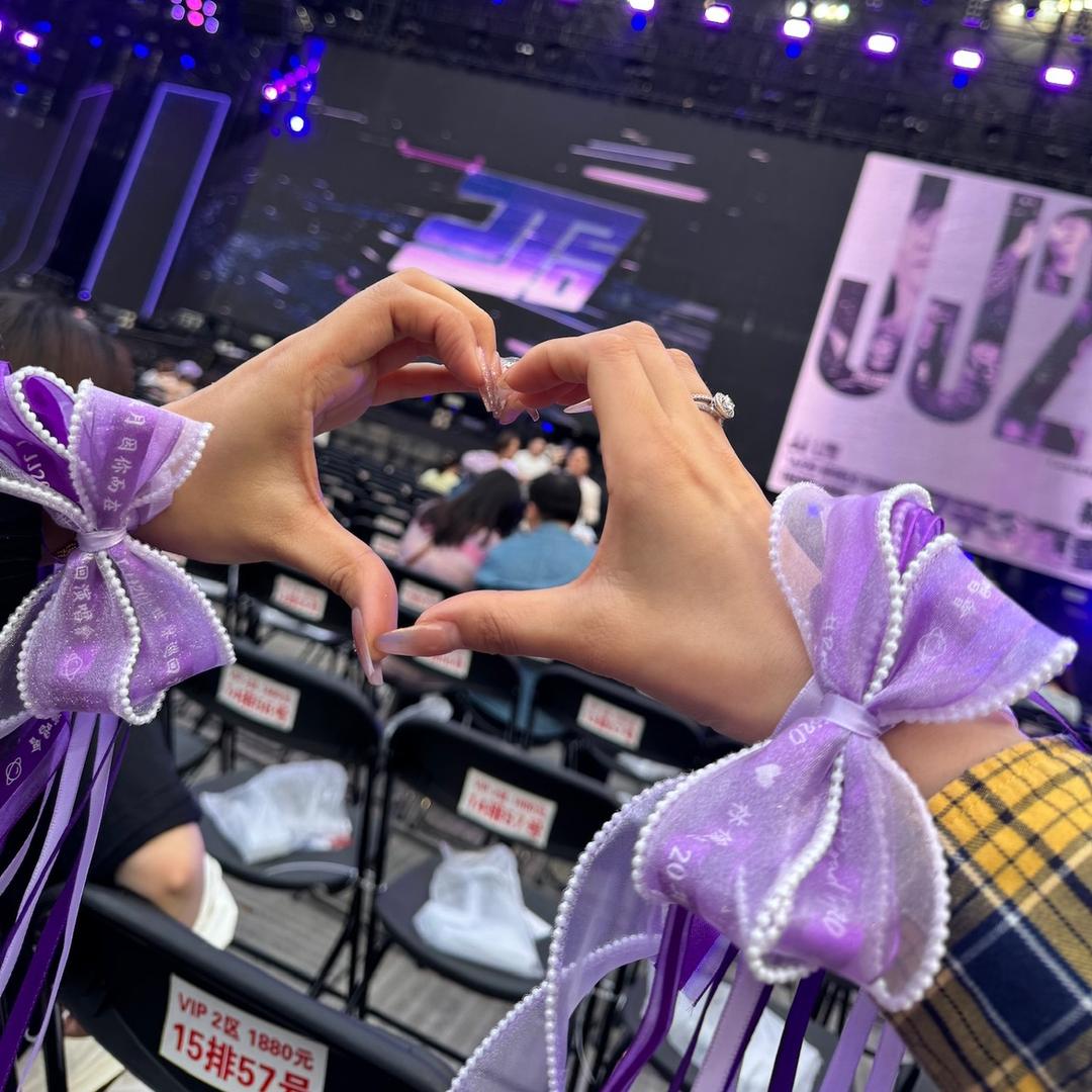 树下仨面包💜