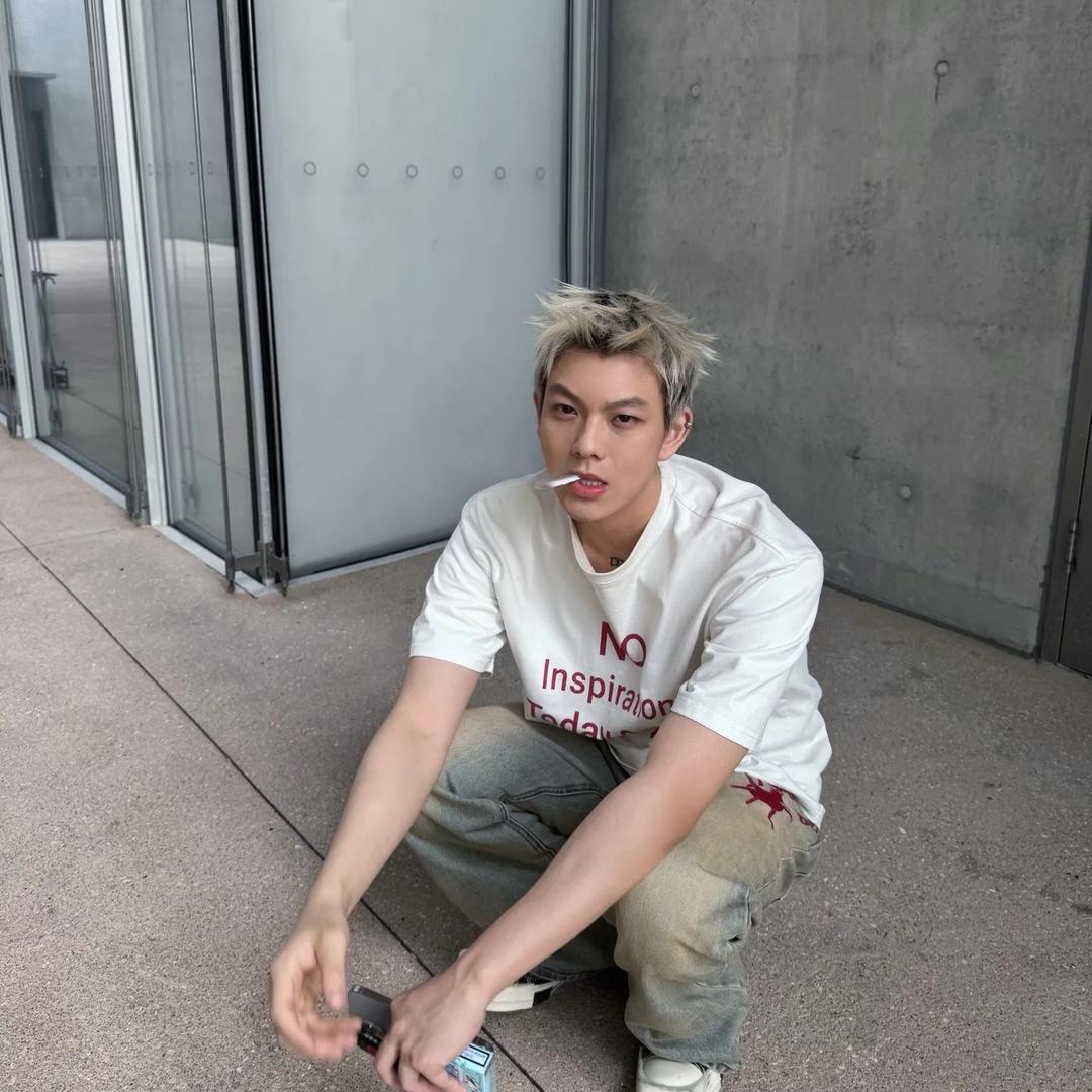 小王思密达