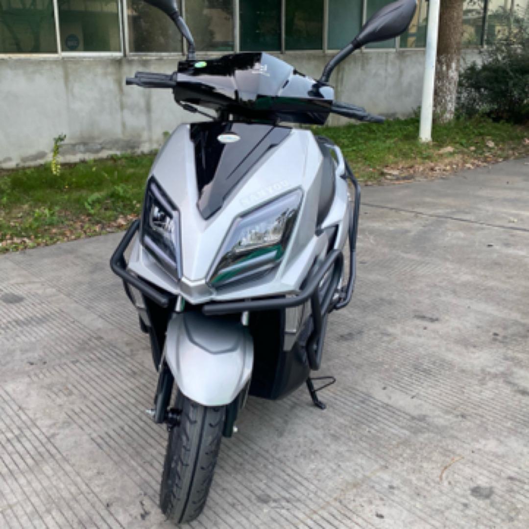 梦萱uy踏板摩托车厂家直销