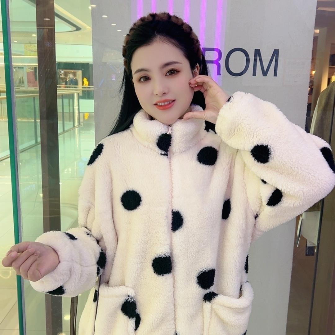 周周服饰优选家居服
