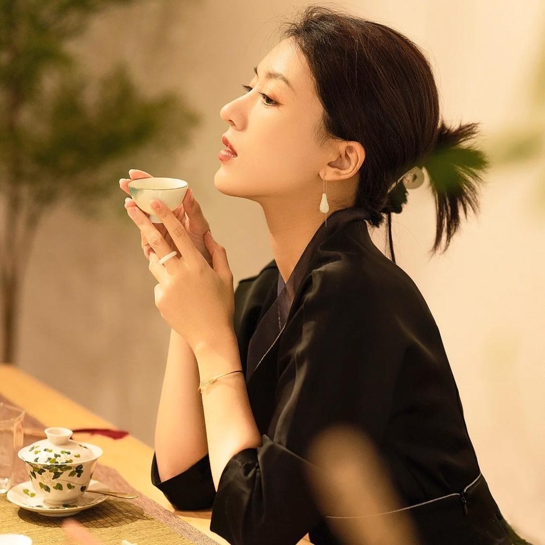 菲菲爱喝🍵