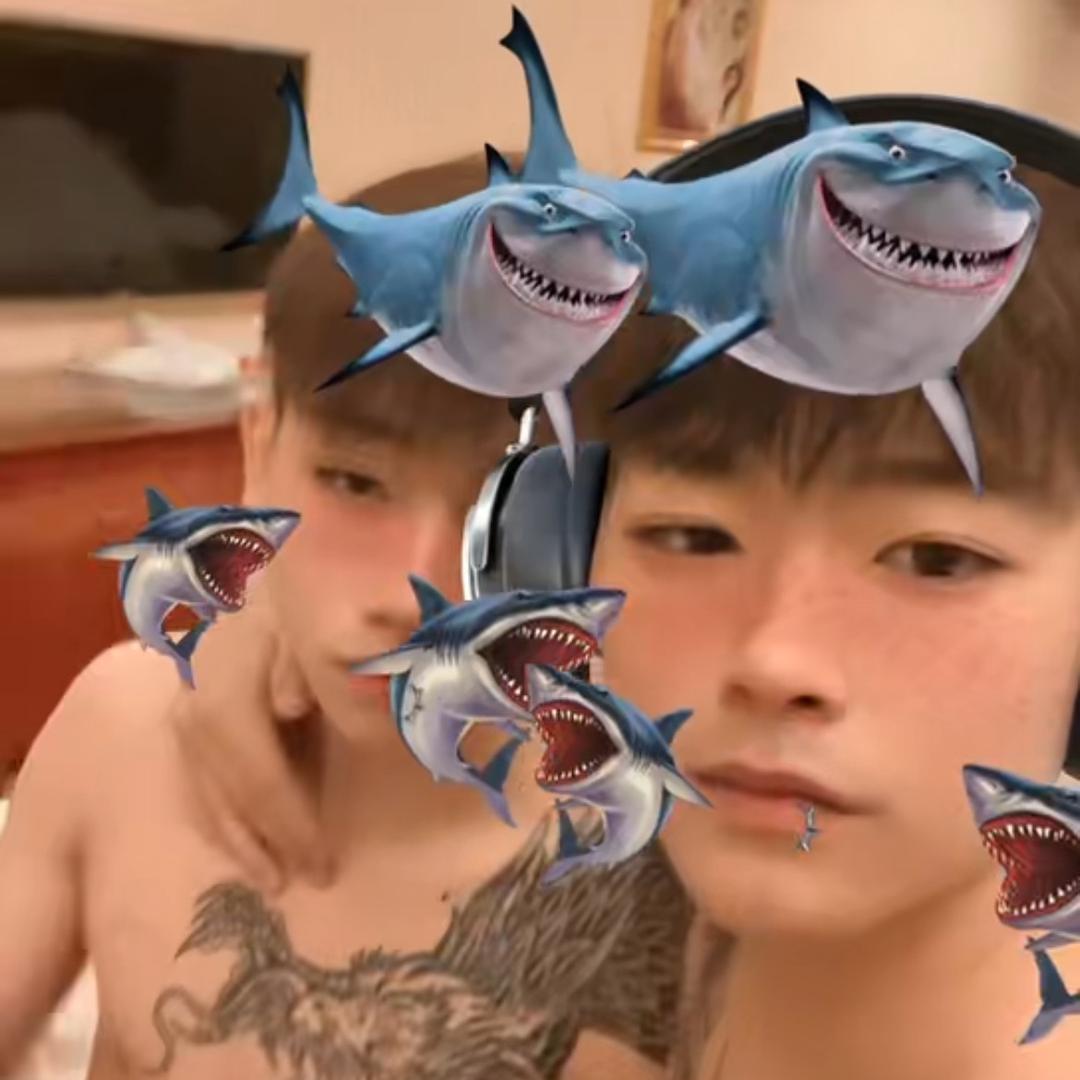 ㅤㅤㅤㅤ笑到最后是大哥