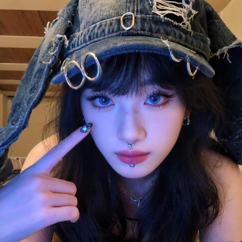 桃子小鑫吃年糕