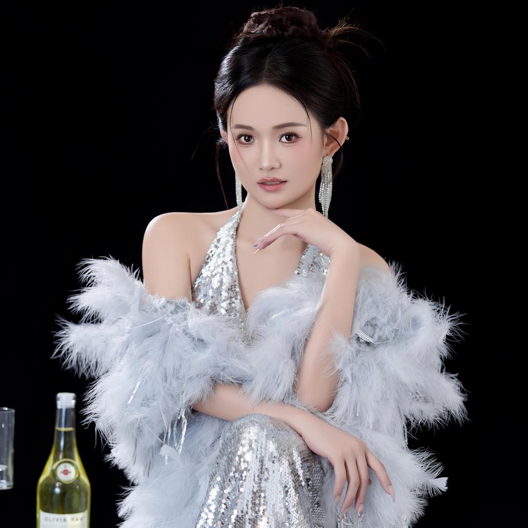 美今（游三助理）