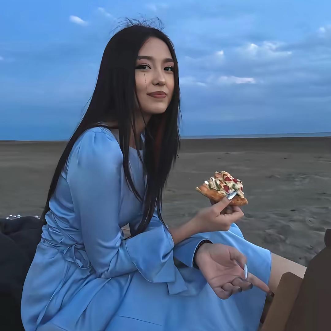 .𝓓𝓮𝓵𝓭𝓪♡ྀིི