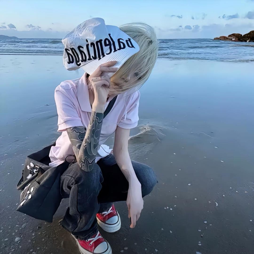 L．