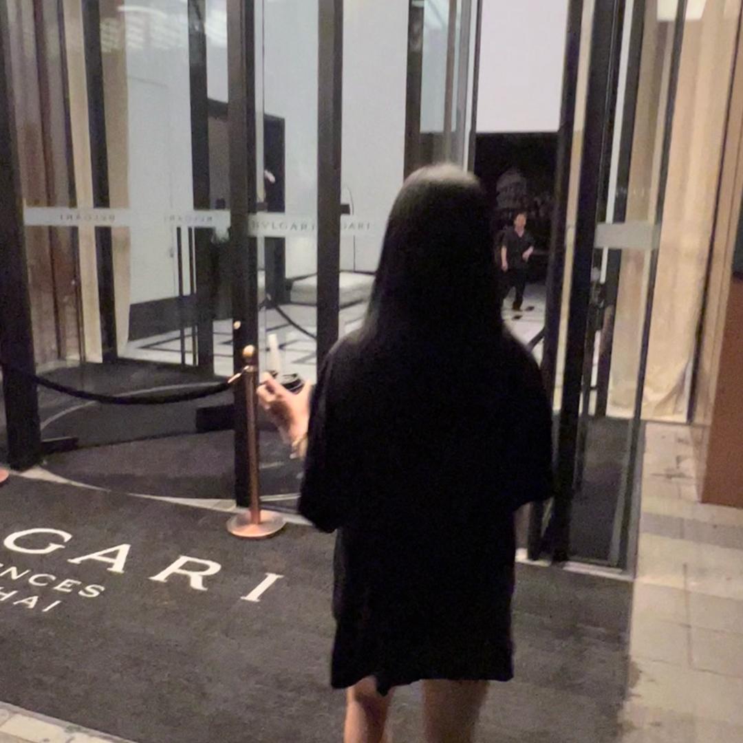 00Yi