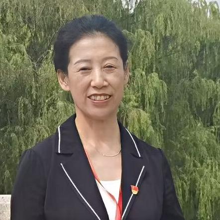 巴彦县幼教中心 史园长