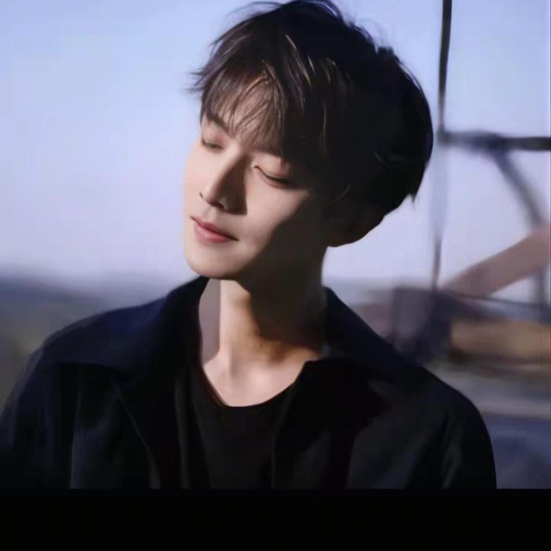 ༺༃℡唯一的光℡༃༻