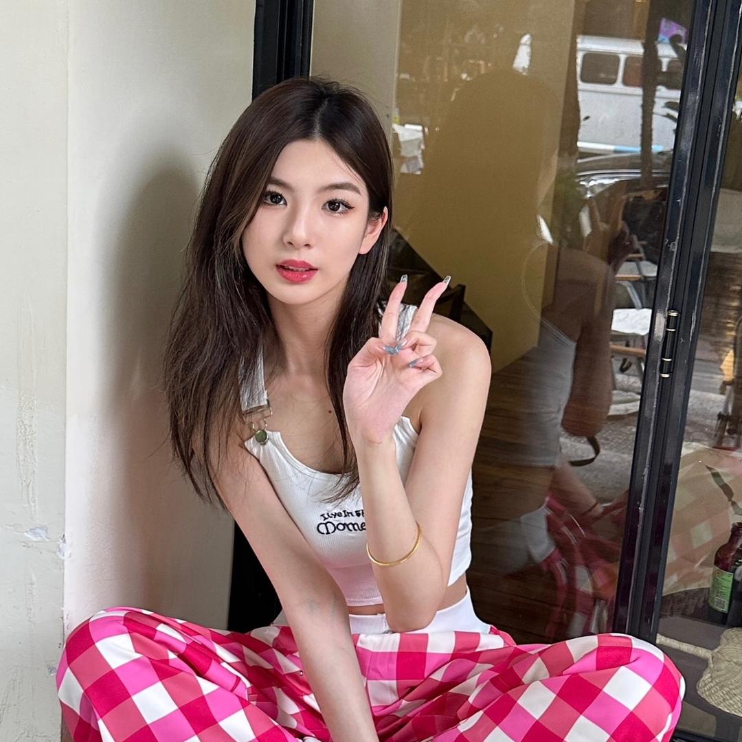 小经睡不醒