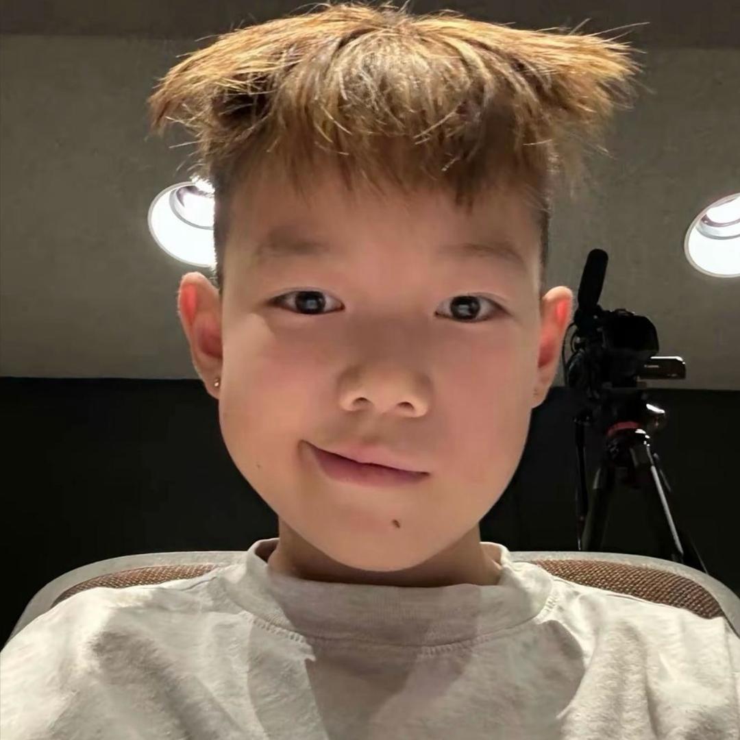 忧郁.