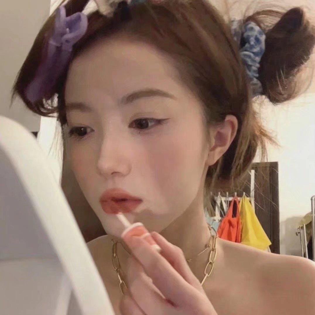 Y小宝🌙头像