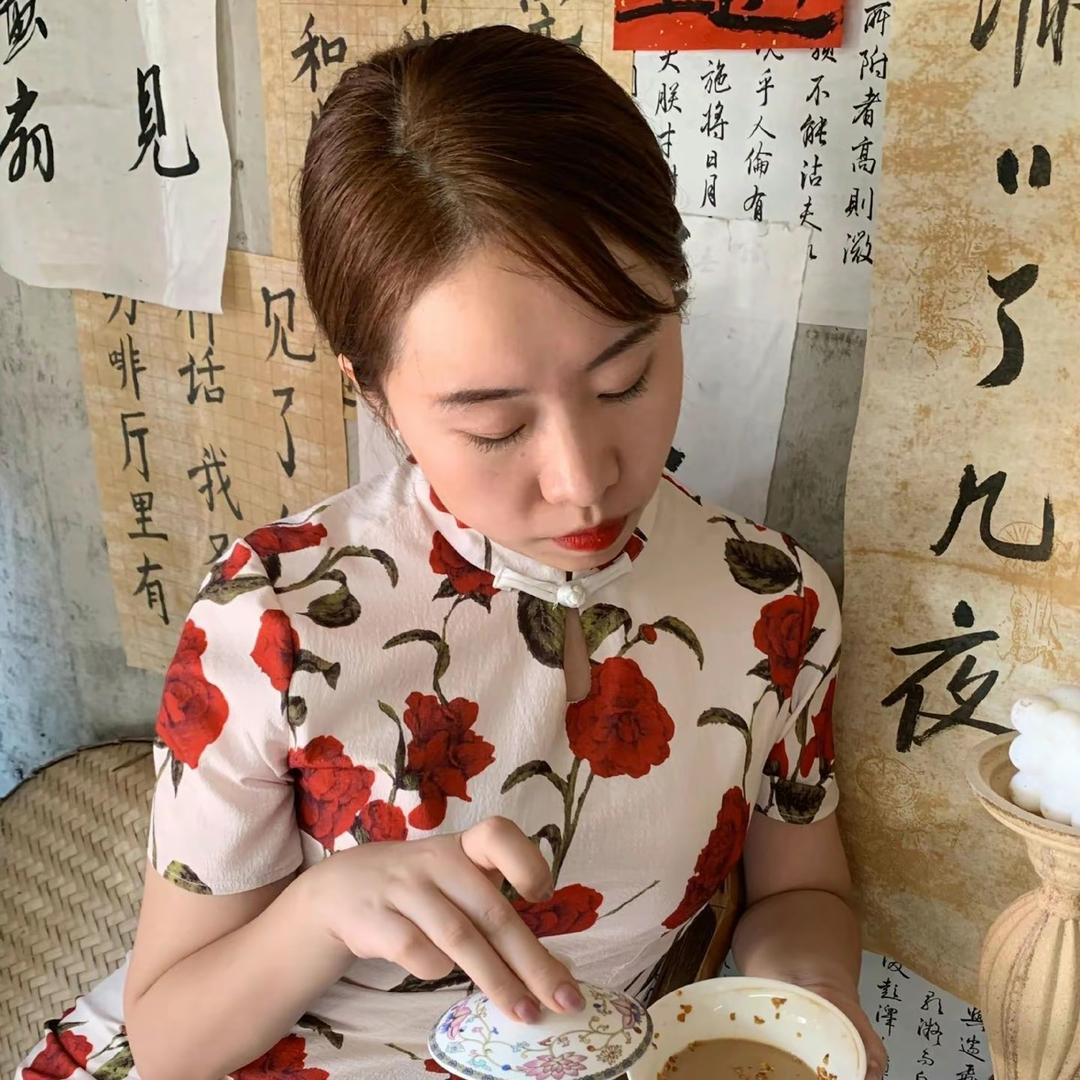 露娜小姐姐