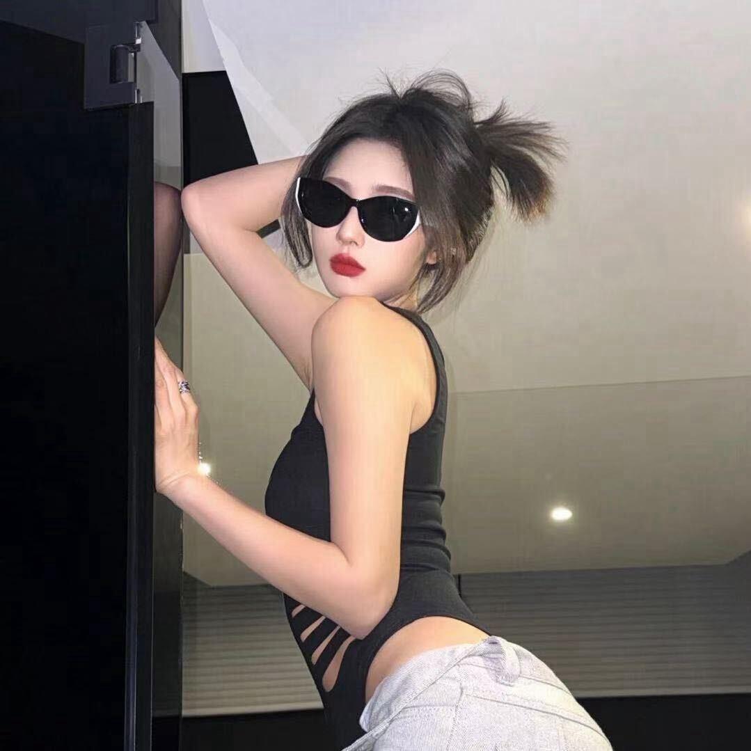 @七七