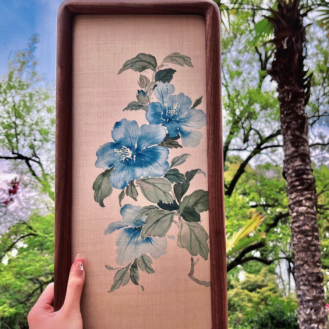 墨墨老师小助理佳佳