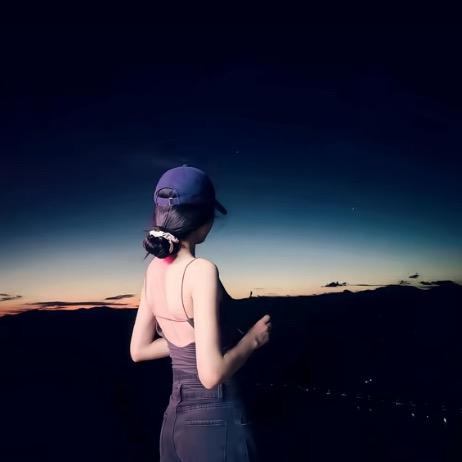 高冷洁癖的总裁对挑着粪担的我一见钟情