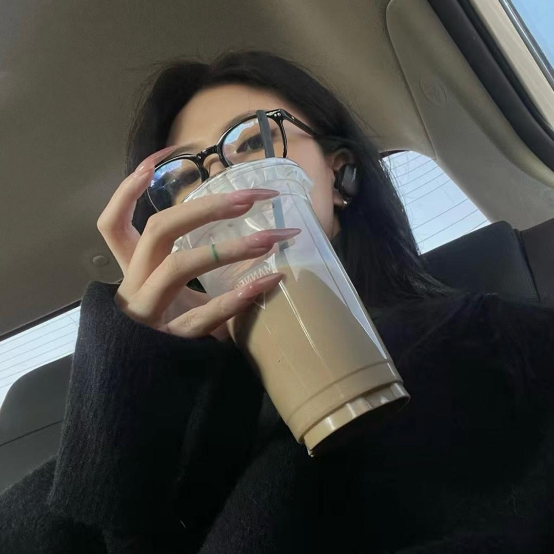 哈哈～我扔一坨屎给你