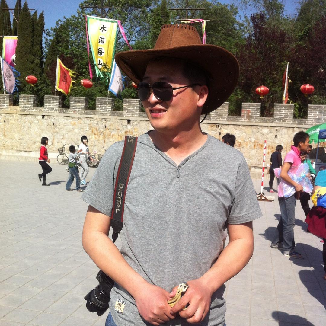 宋江武校招生樊老师