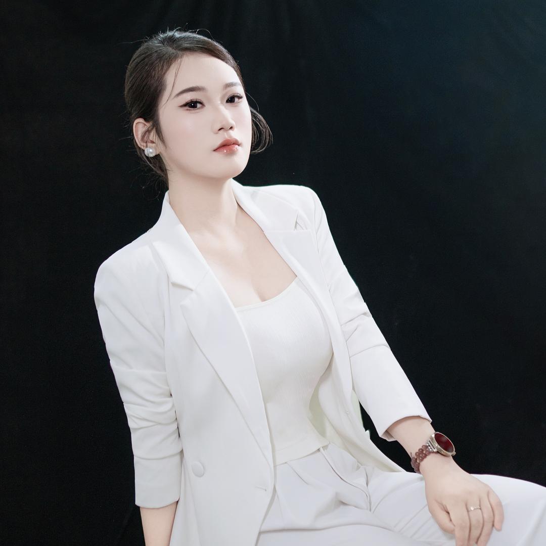 🎗刘小贝 ⁶¹