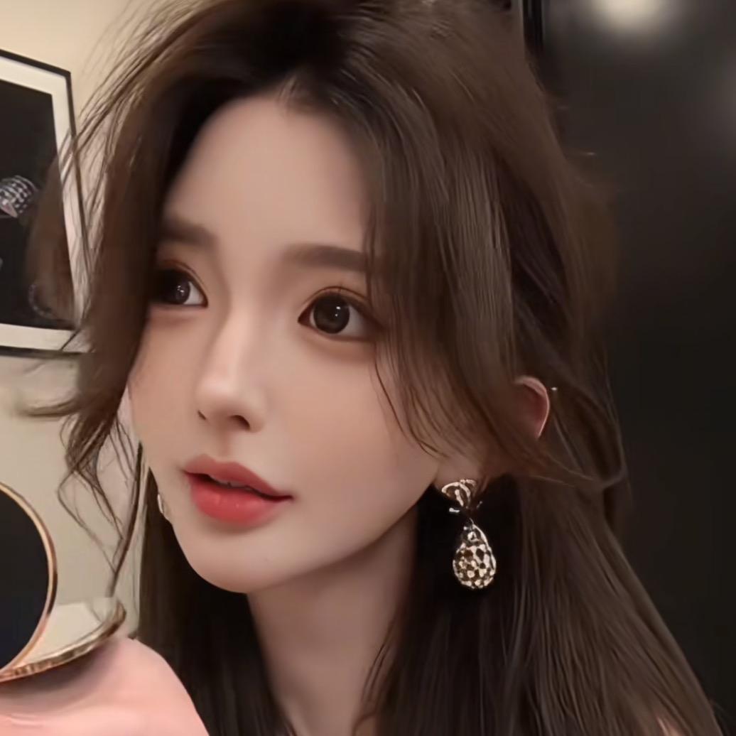 黄加蓝lora：私服甄选