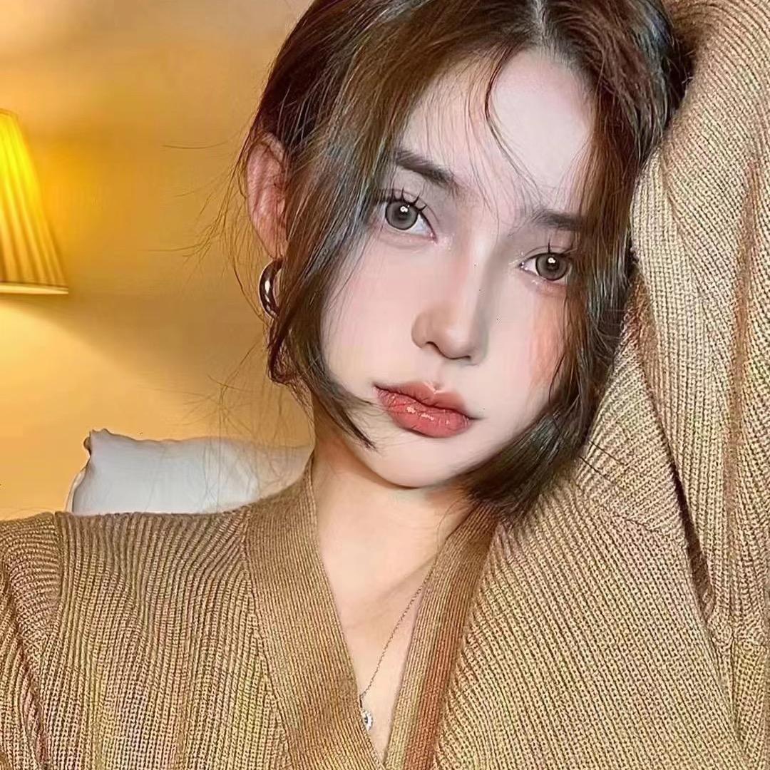 爱美食女女💕