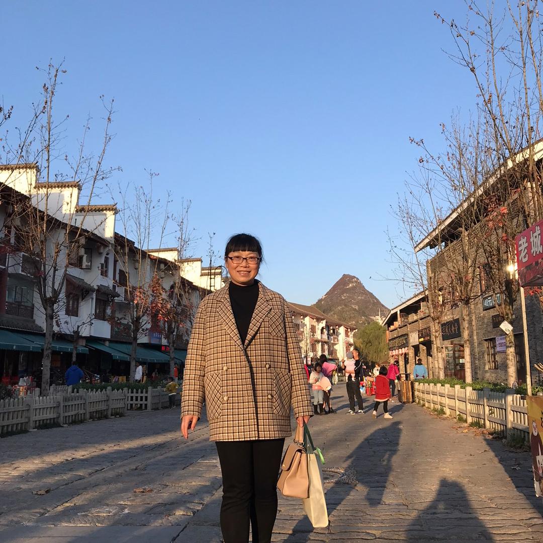 邓代丽
