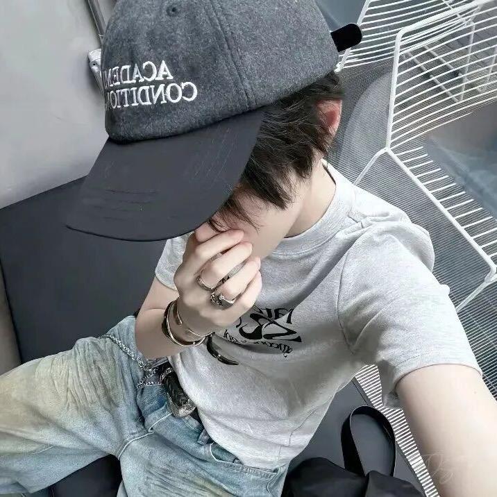 小7_🕷️