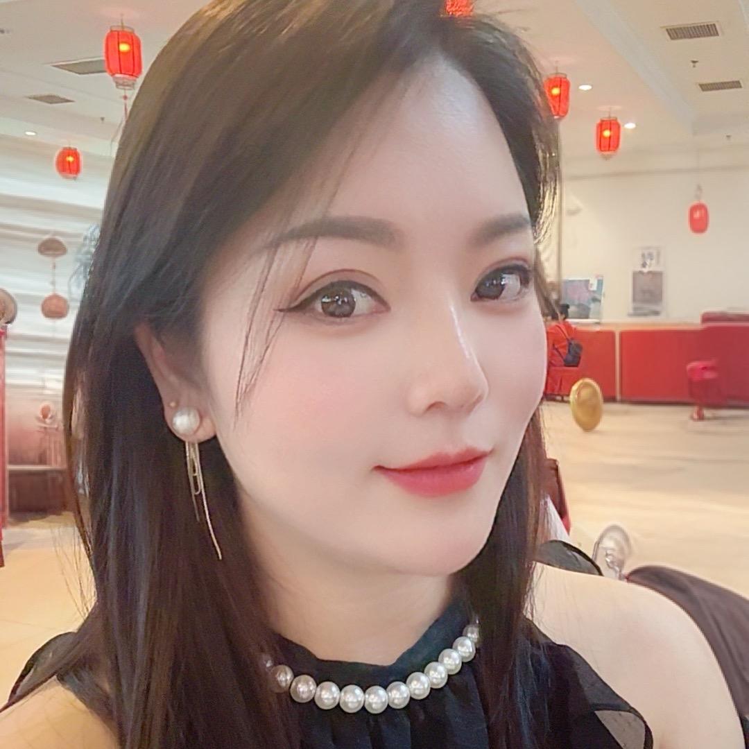 胡小香