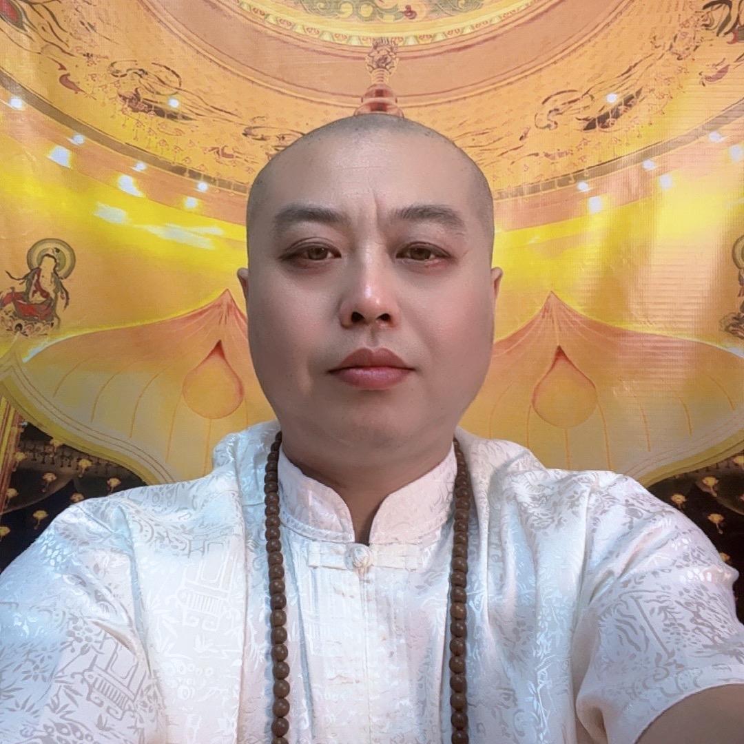 精 气 神