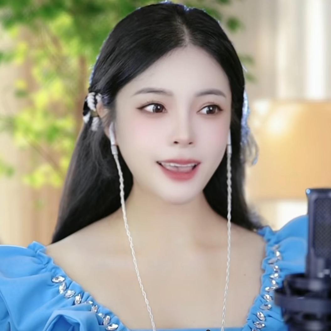 诗楠的妹妹叫诗北