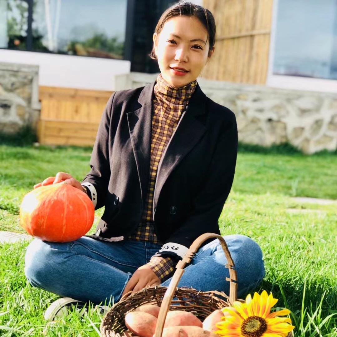 张北莜面支书李丽娟