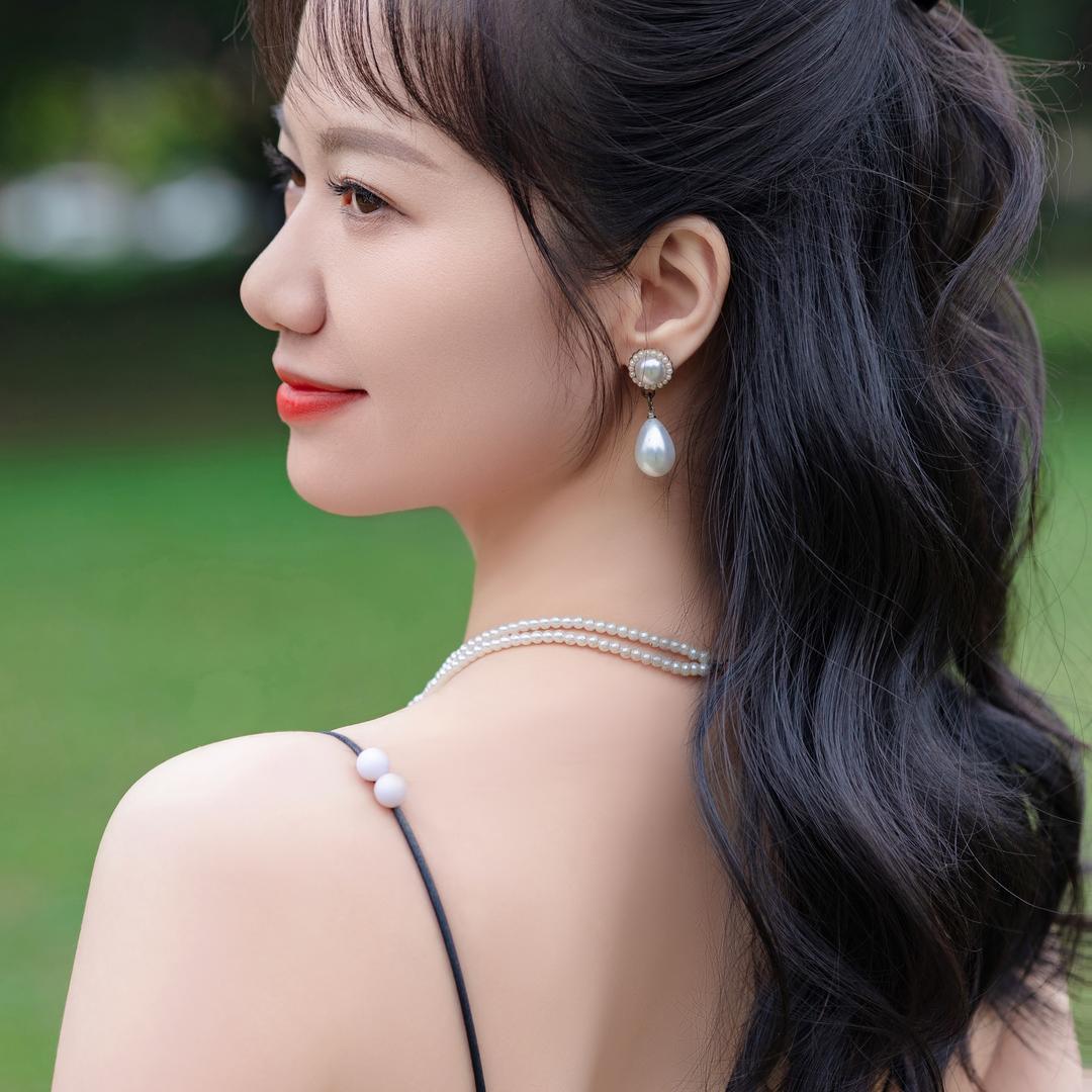 是玲