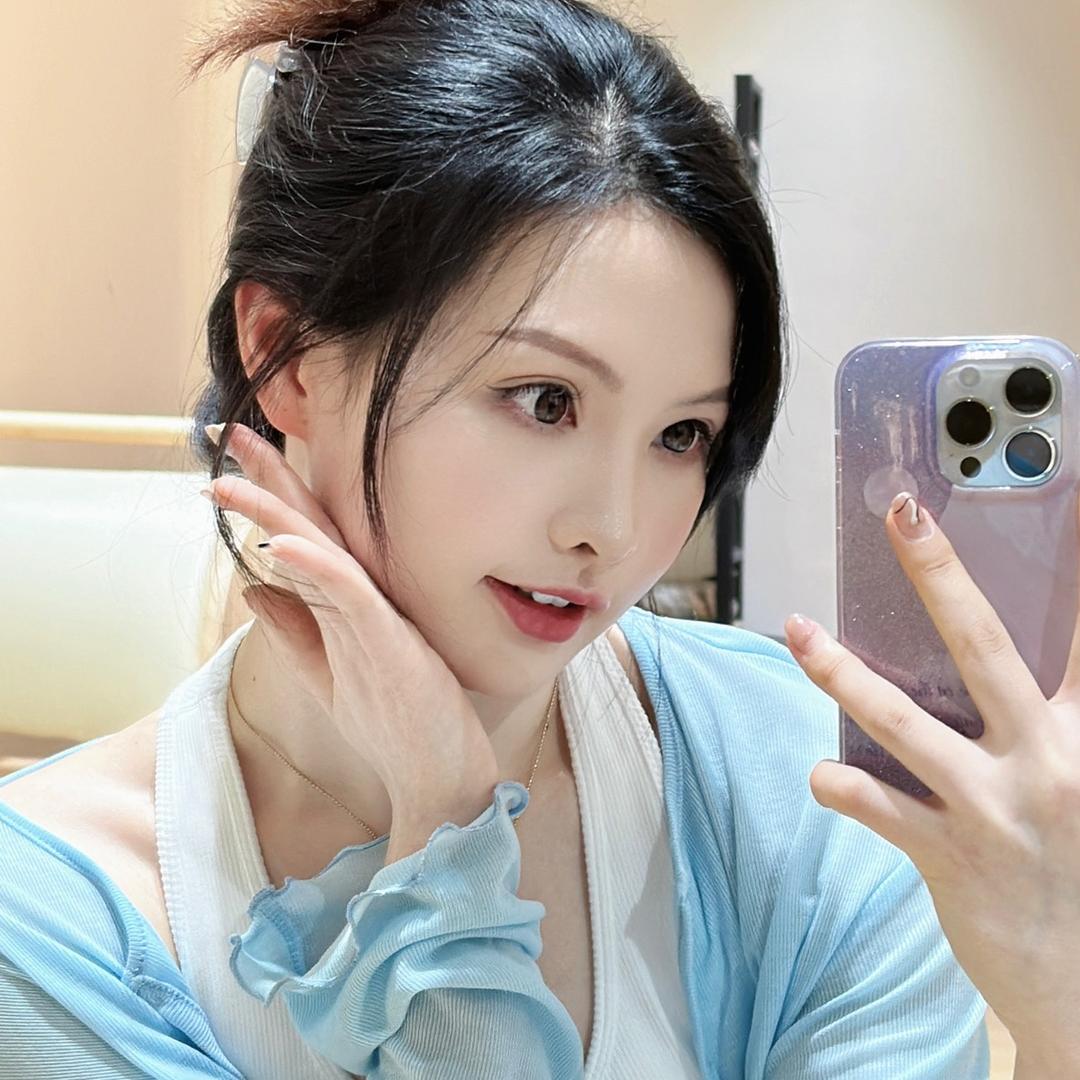 兔牙_小姐