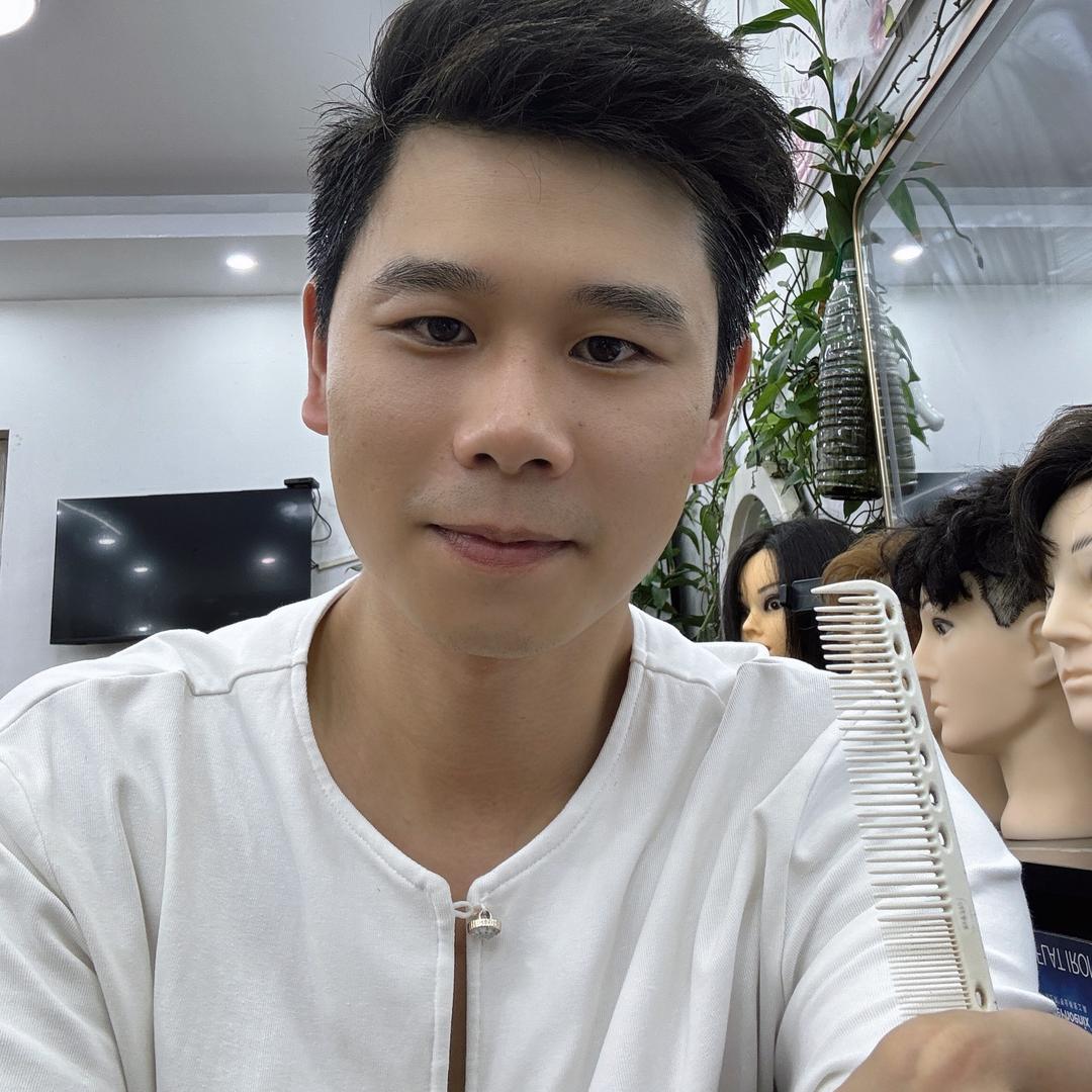 发型设计师阿任