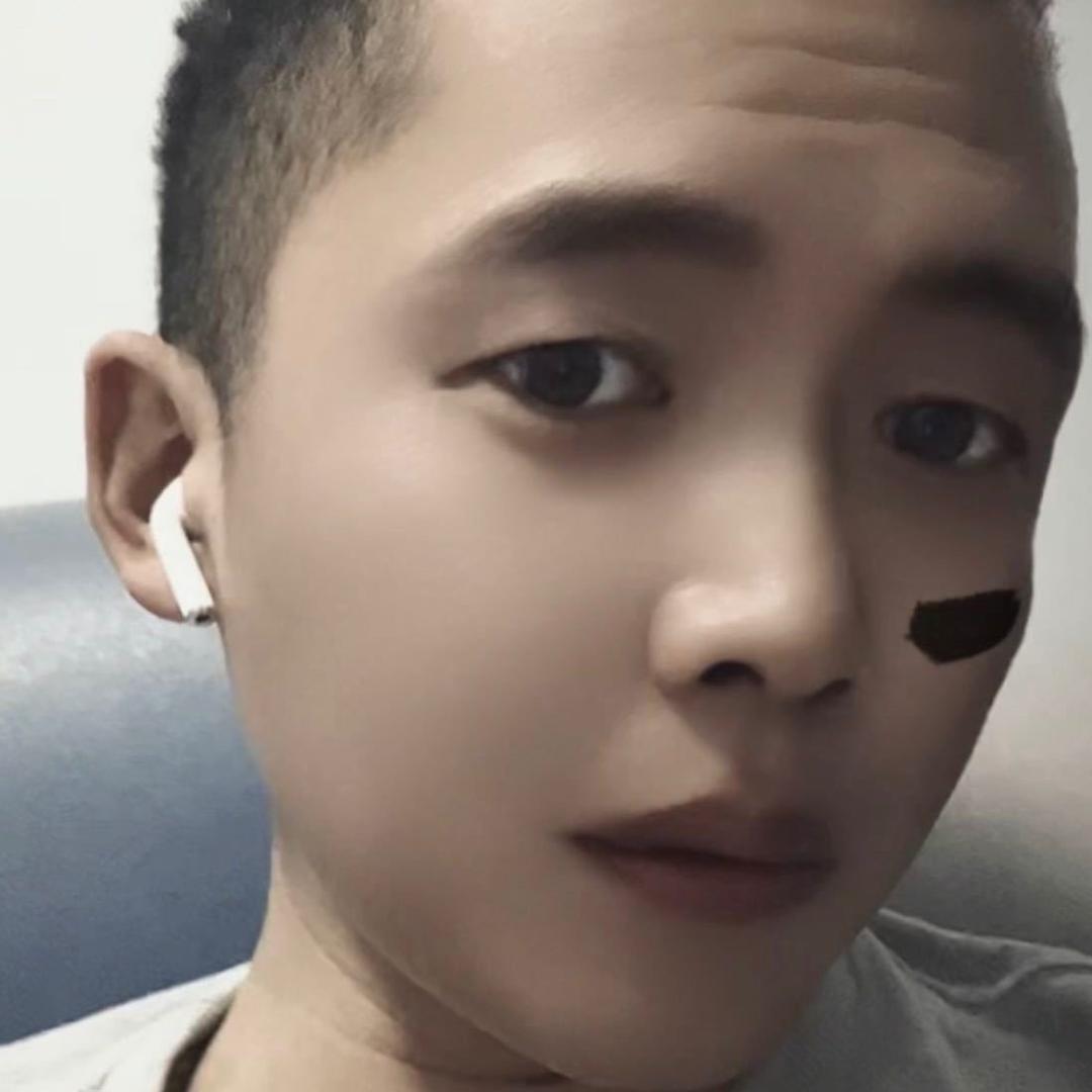 风声在呢喃
