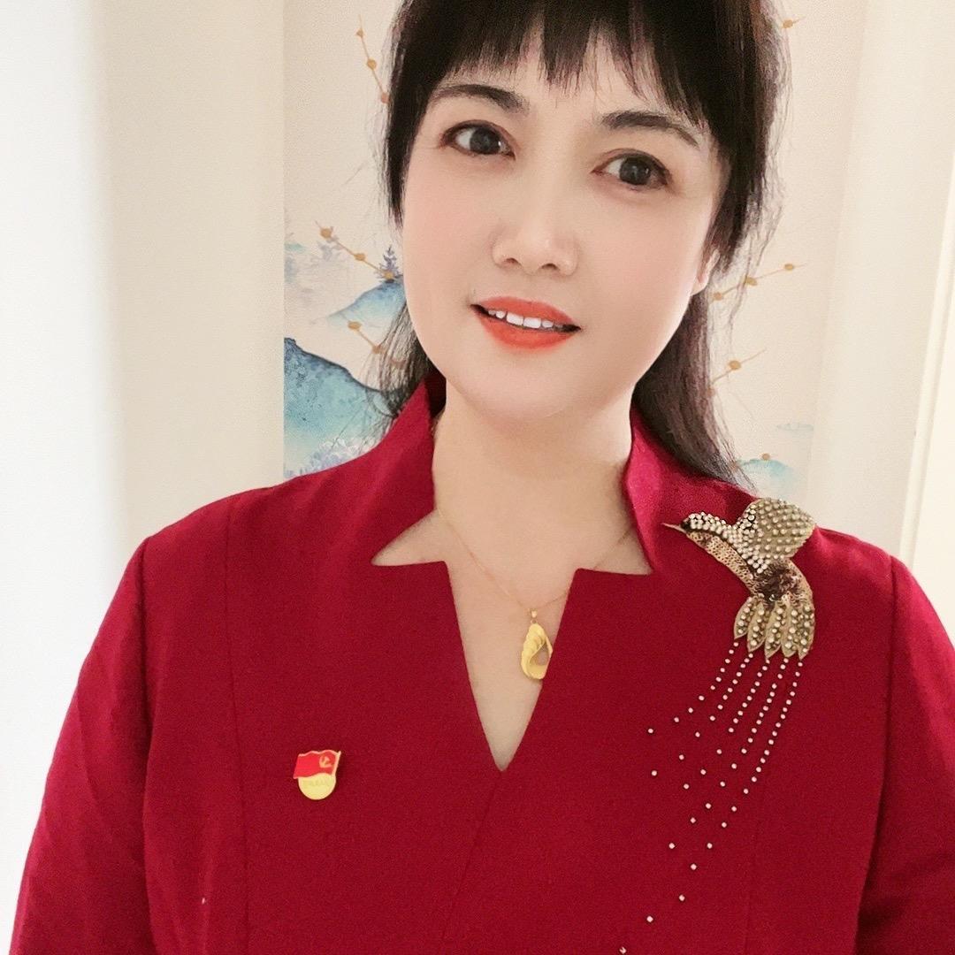 大脸美美