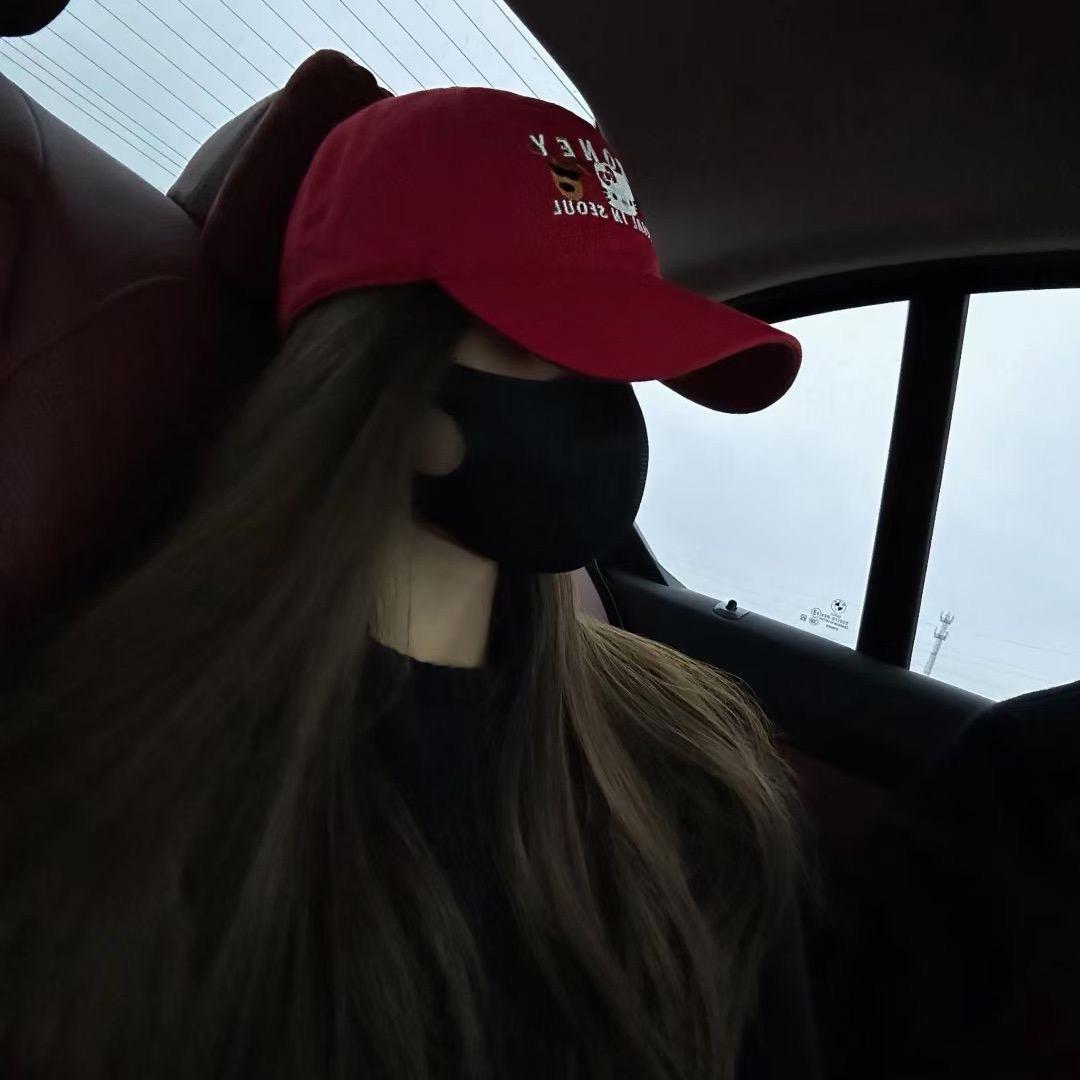 H  💭