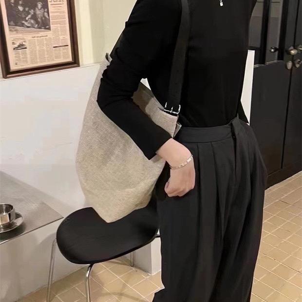 七七轻奢女装批发部