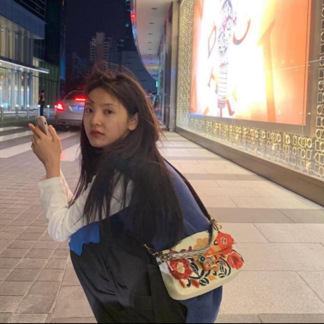 火锅突然走路