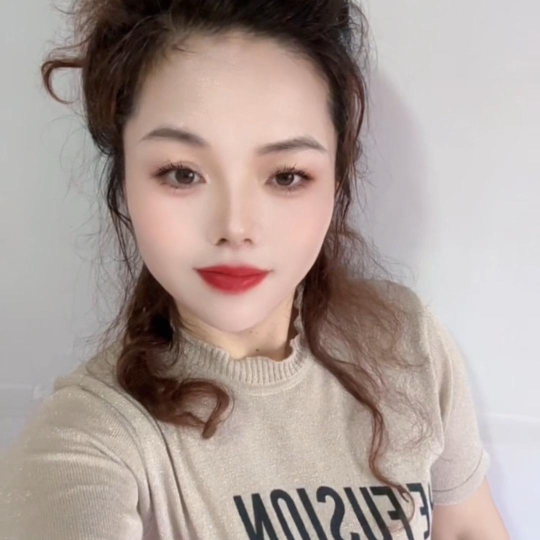 怡然自得❤️梓菡😜