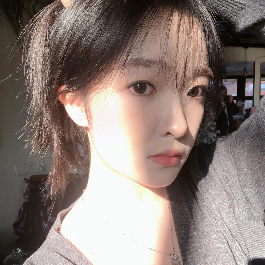 小君君👻