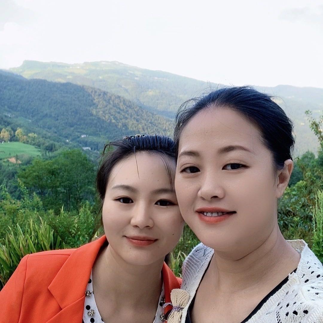 两姊妹土特产店