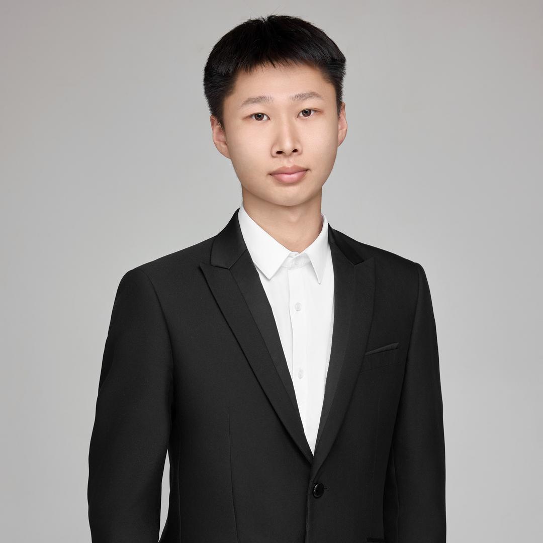 滨河府小亮