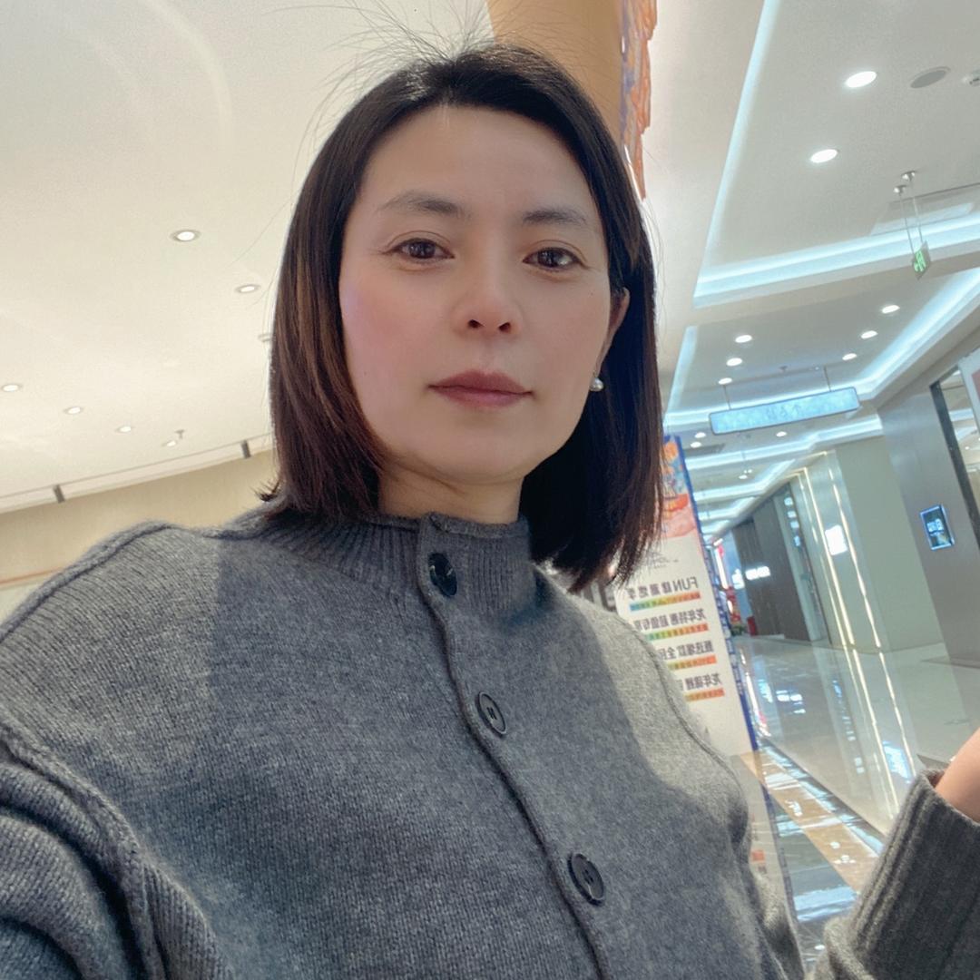 江都九牧卫浴小青