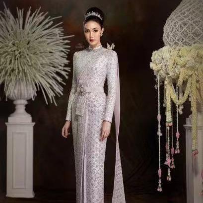 隋金金泰式服装