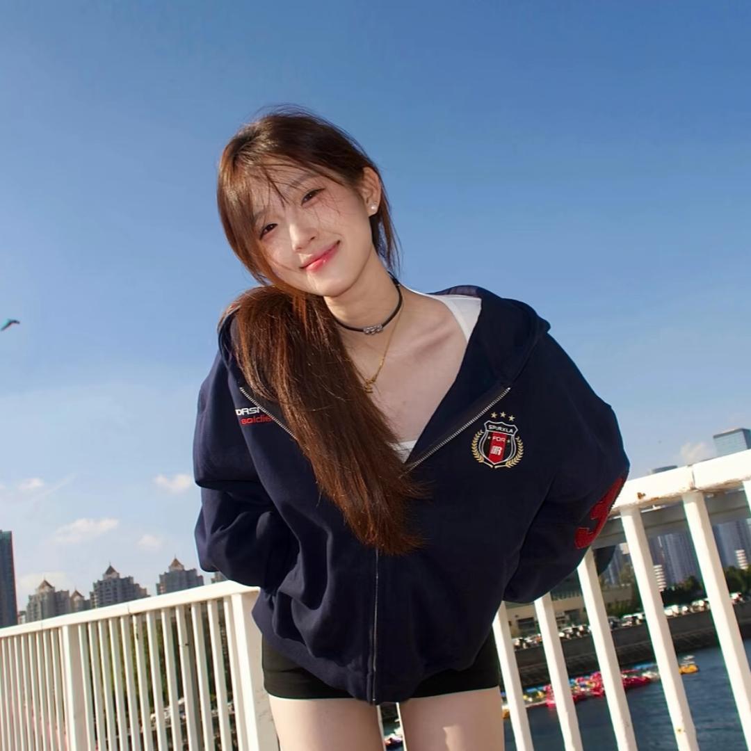 YY/