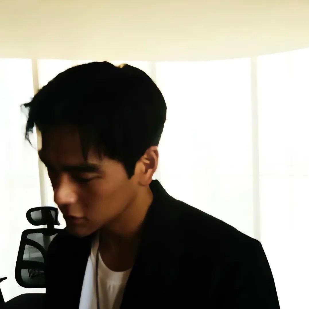 赵邦邦（25U7E）